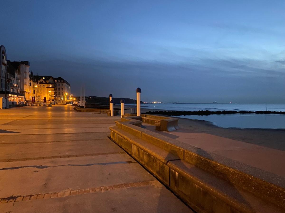 Le Bon Endroit En Bord De Mer, Vue Mer , Parking Et Wifi Wimereux Exterior photo